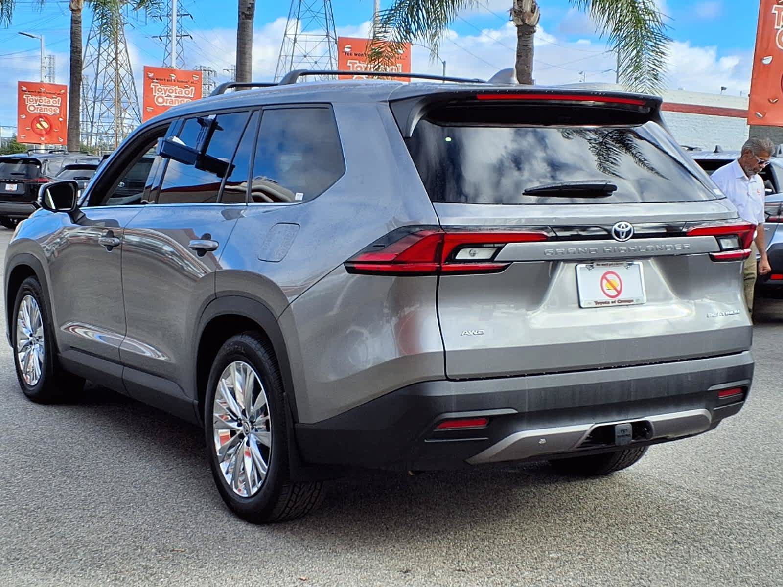 Certified 2026 Toyota Grand Highlander AWD image 4