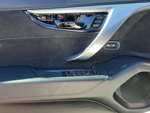 Used 2017 Acura NSX AWD/4WD image 9