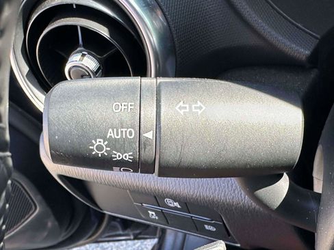 Used 2025 MAZDA MX-5 Miata RF Grand Touring RWD image 17