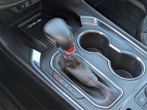 Used 2023 Chevrolet Traverse RS image 21