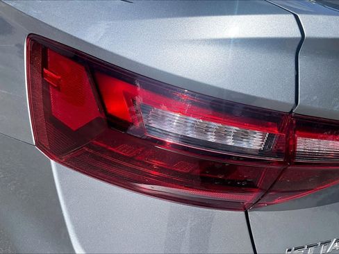 Used 2020 Volkswagen Jetta SE FWD image 29