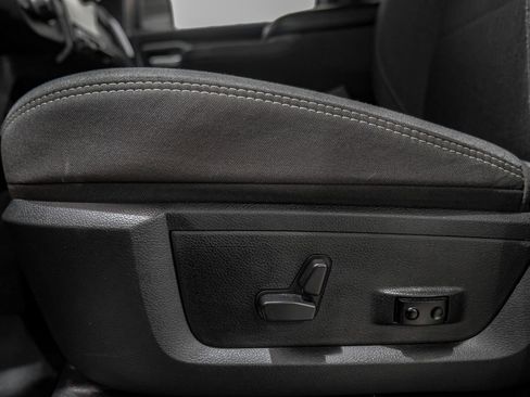 Used 2024 RAM 2500 Big Horn w/ Safety Group image 33