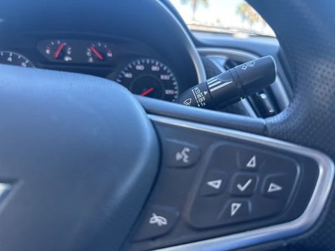 Used 2023 Chevrolet Malibu LT image 16