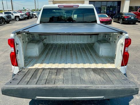 Used 2020 Chevrolet Silverado 1500 RST w/ Texas Edition RWD image 16