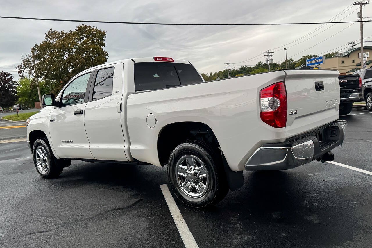 Used 2019 Toyota Tundra SR5 AWD/4WD image 6