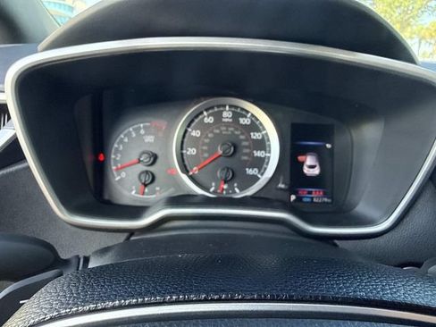 Used 2020 Toyota Corolla SE FWD image 29