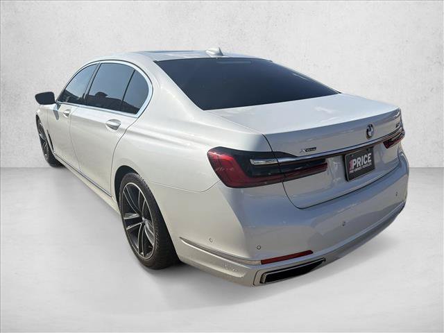 Used 2020 BMW 750i xDrive w/ Executive Package AWD/4WD image 3