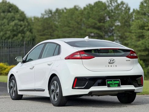 Used 2018 Hyundai Ioniq SEL w/ SEL Tech Package 02 FWD image 9