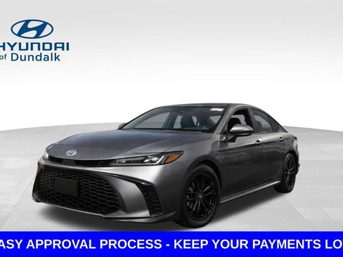 Used 2025 Toyota Camry LE image 1