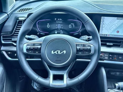 Certified 2025 Kia Sportage EX FWD image 15