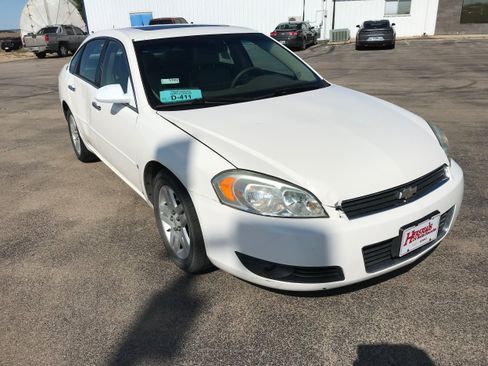 Used 2007 Chevrolet Impala LTZ FWD image 4