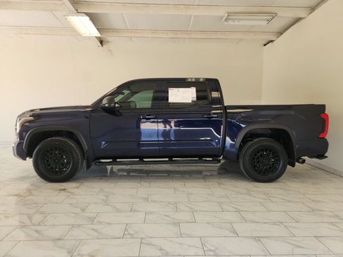Used 2025 Toyota Tundra SR5 w/ SR5 Premium Package AWD/4WD image 4