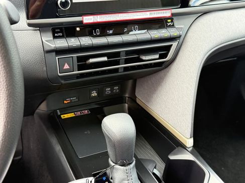Used 2026 Toyota Camry LE FWD image 21
