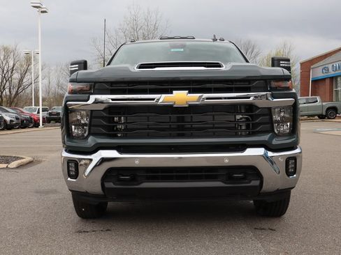New 2026 Chevrolet Silverado 2500 LT w/ Safety Package AWD/4WD image 6