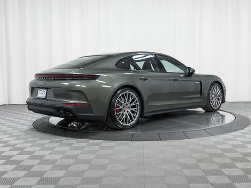 New 2026 Porsche Panamera 4S image 7