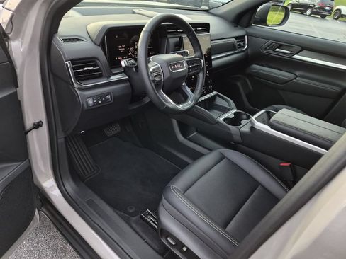 Used 2026 GMC Terrain Elevation w/ Elevation Premium Package AWD/4WD image 14