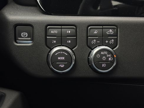 New 2026 GMC Sierra 1500 Elevation w/ Elevation Premium Package AWD/4WD image 21