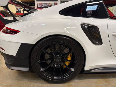 Used 2018 Porsche 911 GT2 RS RWD image 36