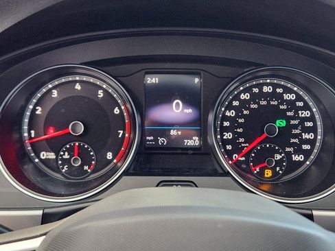 Used 2020 Volkswagen Atlas Cross Sport S image 16