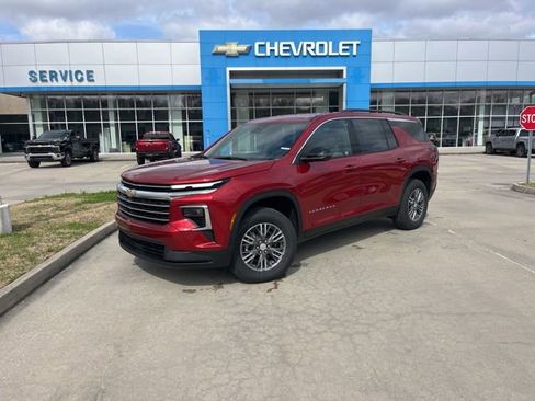 New 2026 Chevrolet Traverse LT w/ Driver Confidence Package image 1