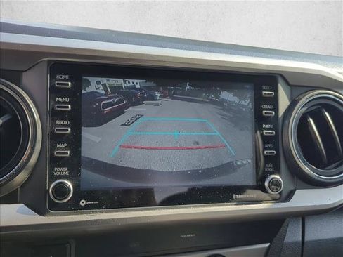 Used 2022 Toyota Tacoma SR5 AWD/4WD image 24