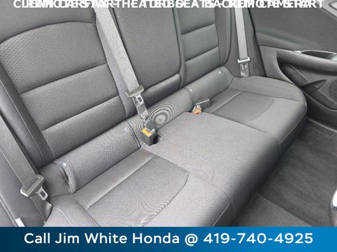 Used 2024 Chevrolet Malibu LT image 20