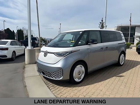 Used 2025 Volkswagen ID. Buzz 1st Edition AWD/4WD image 8