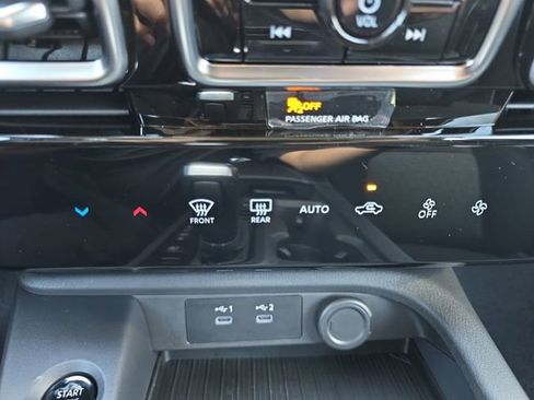 New 2026 Nissan Sentra SV image 4