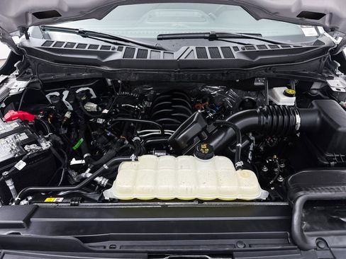 Used 2025 Ford F150 XLT w/ Equipment Group 301A Standard image 9