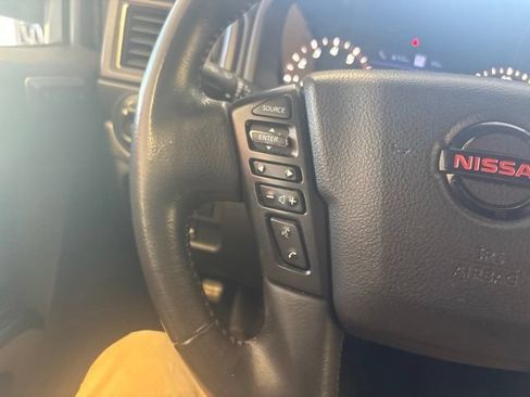 Used 2021 Nissan Titan PRO-4X w/ Pro-4x Convenience Package AWD/4WD image 45