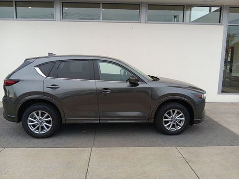 Certified 2025 MAZDA CX-5 AWD 2.5 S w/ Select Package image 4