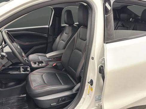 Used 2025 Ford Mustang Mach-E Premium w/ Sport Appearance Package image 9