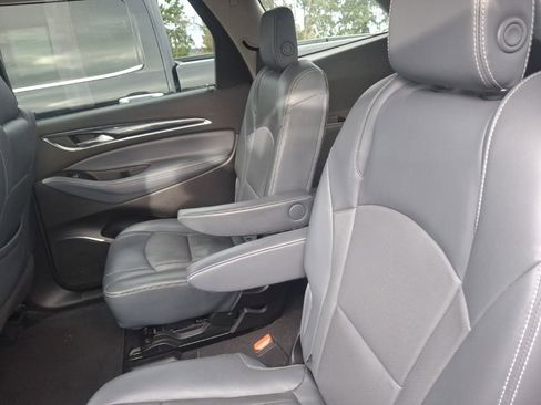 Used 2018 Buick Enclave Premium w/ Experience Buick Package image 11
