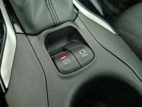 Certified 2024 Toyota Corolla Cross LE FWD image 52