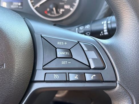 Used 2025 Nissan Sentra S FWD image 25