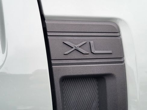 Certified 2024 Ford Maverick XL FWD image 12