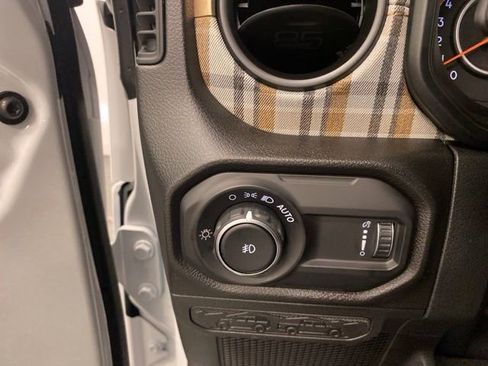 New 2026 Jeep Wrangler Unlimited Sport AWD/4WD image 17