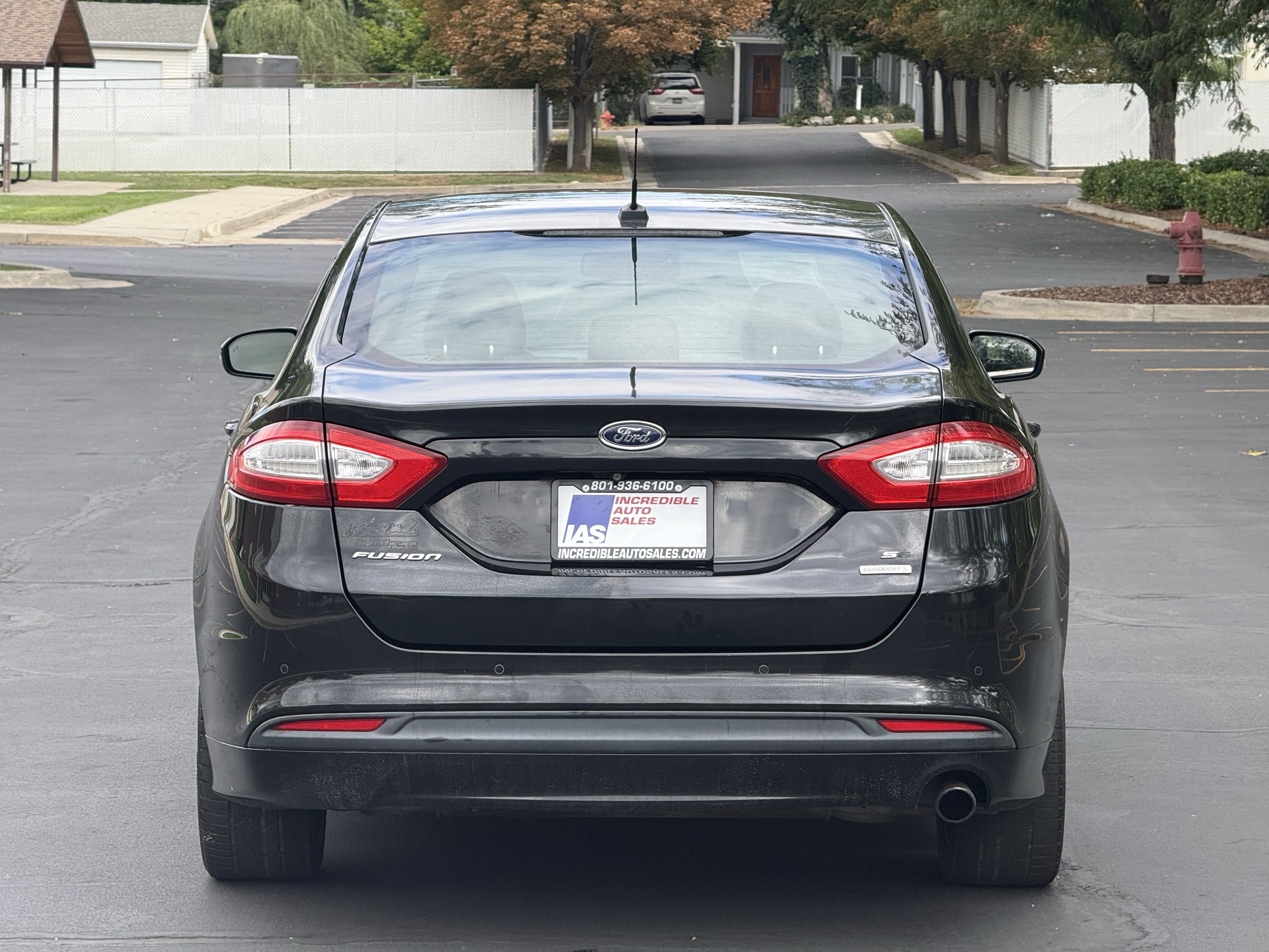 Used 2014 Ford Fusion SE w/ Equipment Group 202A FWD image 5