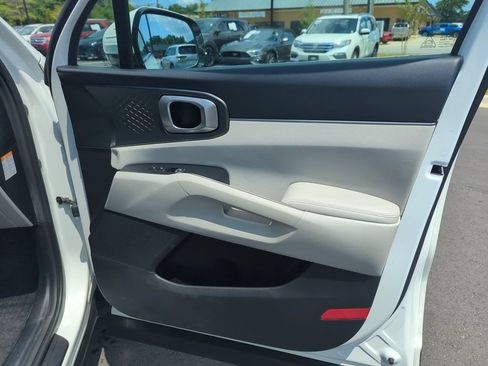 Used 2021 Kia Sorento S FWD image 32