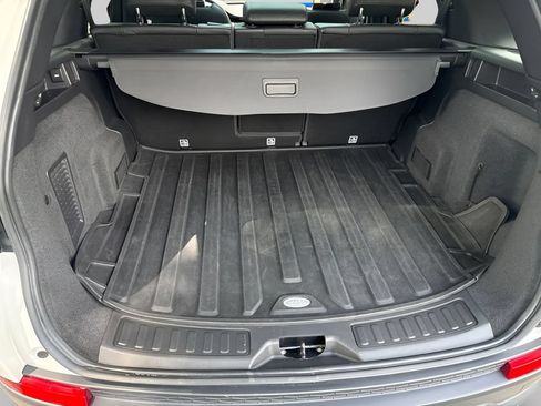 Used 2020 Land Rover Discovery Sport S AWD/4WD image 10