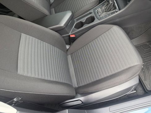 Used 2025 Volkswagen Jetta S image 10