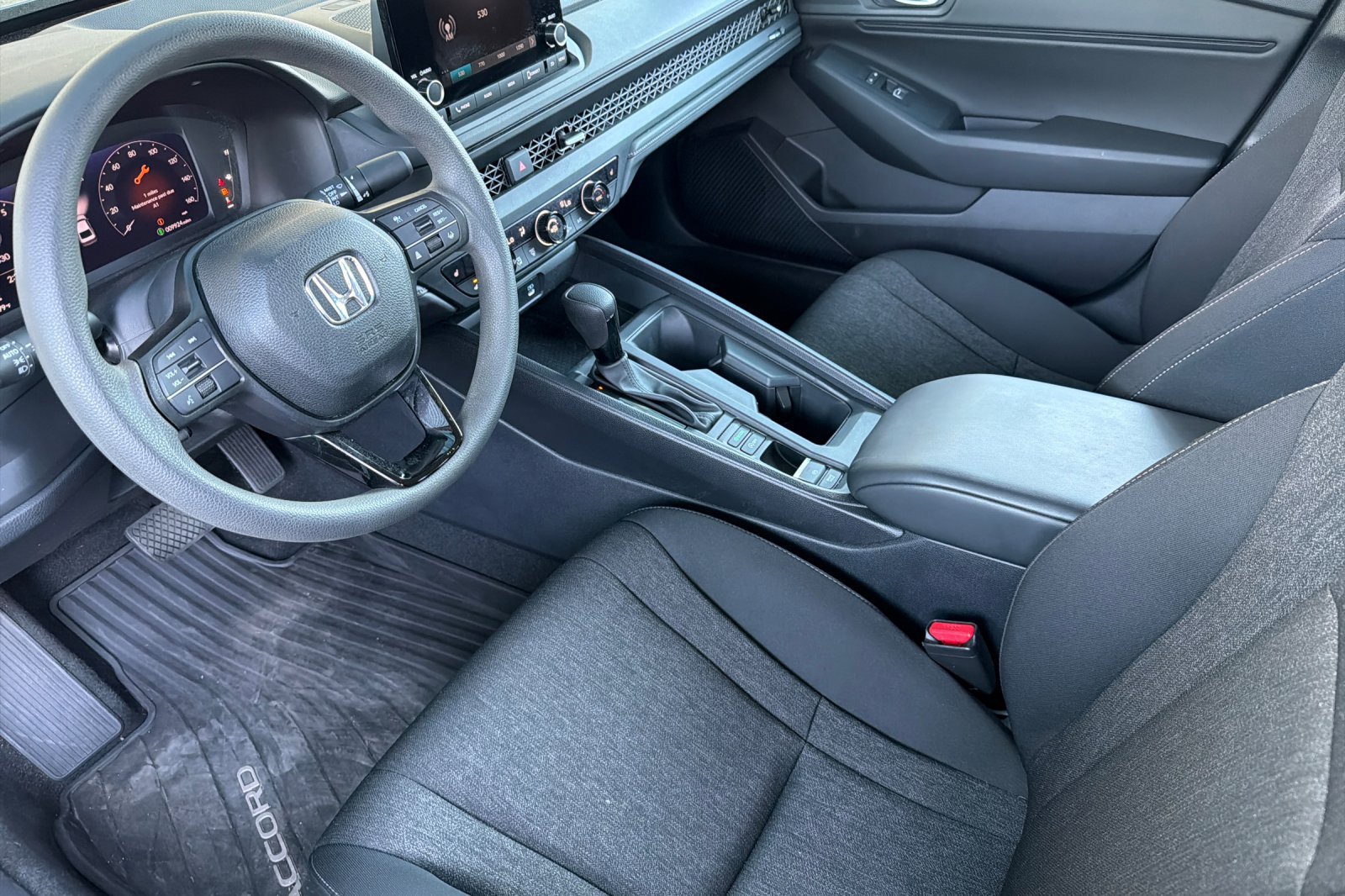 Used 2025 Honda Accord SE image 10