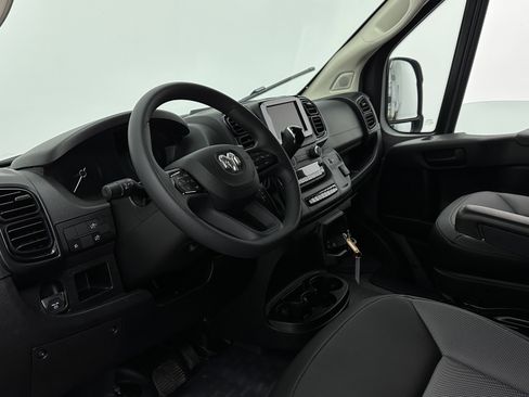 Used 2026 RAM ProMaster 2500 w/ Convenience Group FWD image 6