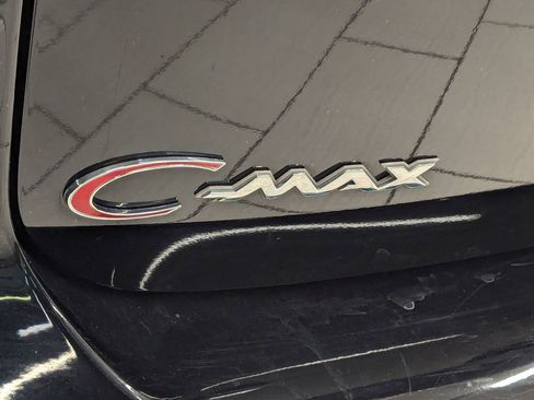 Used 2017 Ford C-MAX SE image 28
