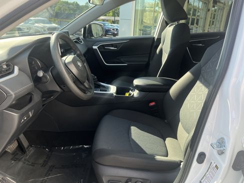 Certified 2025 Toyota RAV4 XLE AWD/4WD image 16