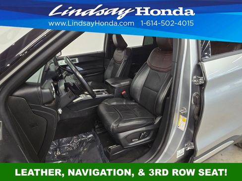 Used 2020 Ford Explorer Platinum w/ Premium Technology Package image 13