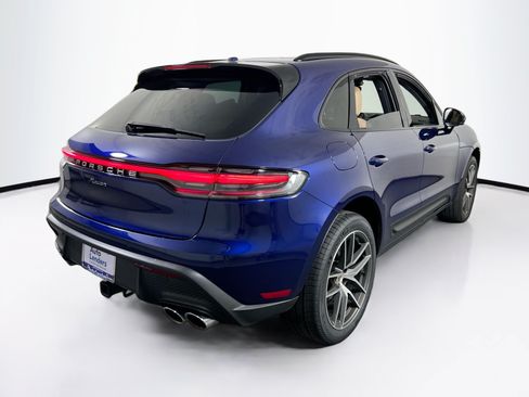 Used 2024 Porsche Macan AWD/4WD image 5
