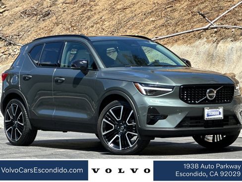 New 2026 Volvo XC40 B5 Ultra AWD/4WD image 1