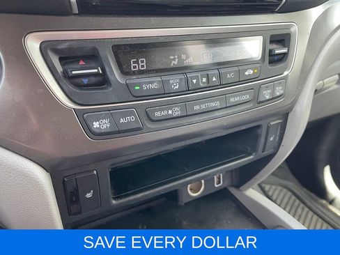 Used 2021 Honda Pilot EX image 19