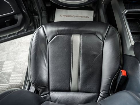 Used 2022 Ford F350 Platinum w/ Tremor Off-Road Package image 40